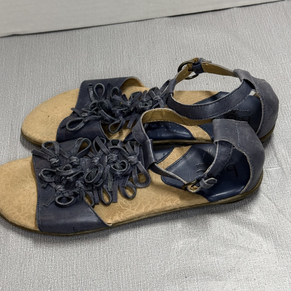Boc Born Concept Navy Leather Bow Gladiator Sandals Size 9 - Picture 3 of 9